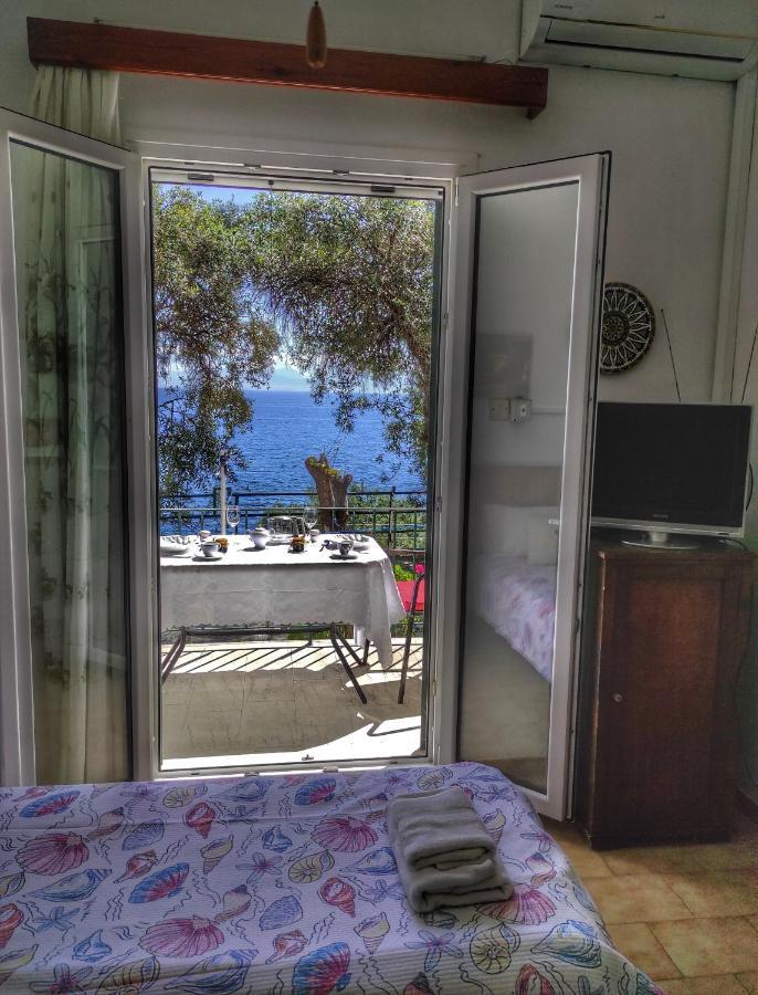 Villa Fourtuna Apartment Agios Ioannis Peristerion Екстериор снимка
