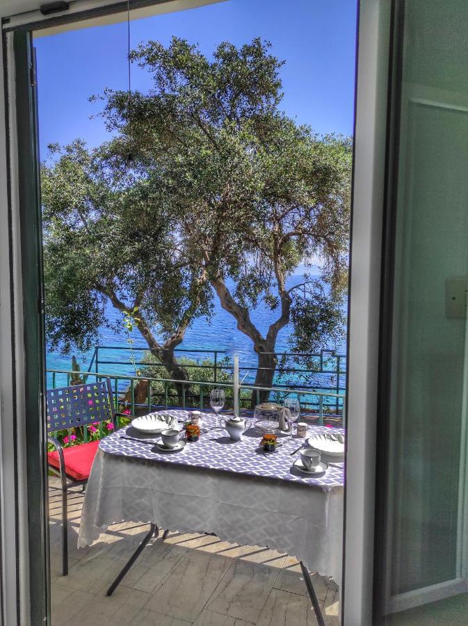 Villa Fourtuna Apartment Agios Ioannis Peristerion Екстериор снимка