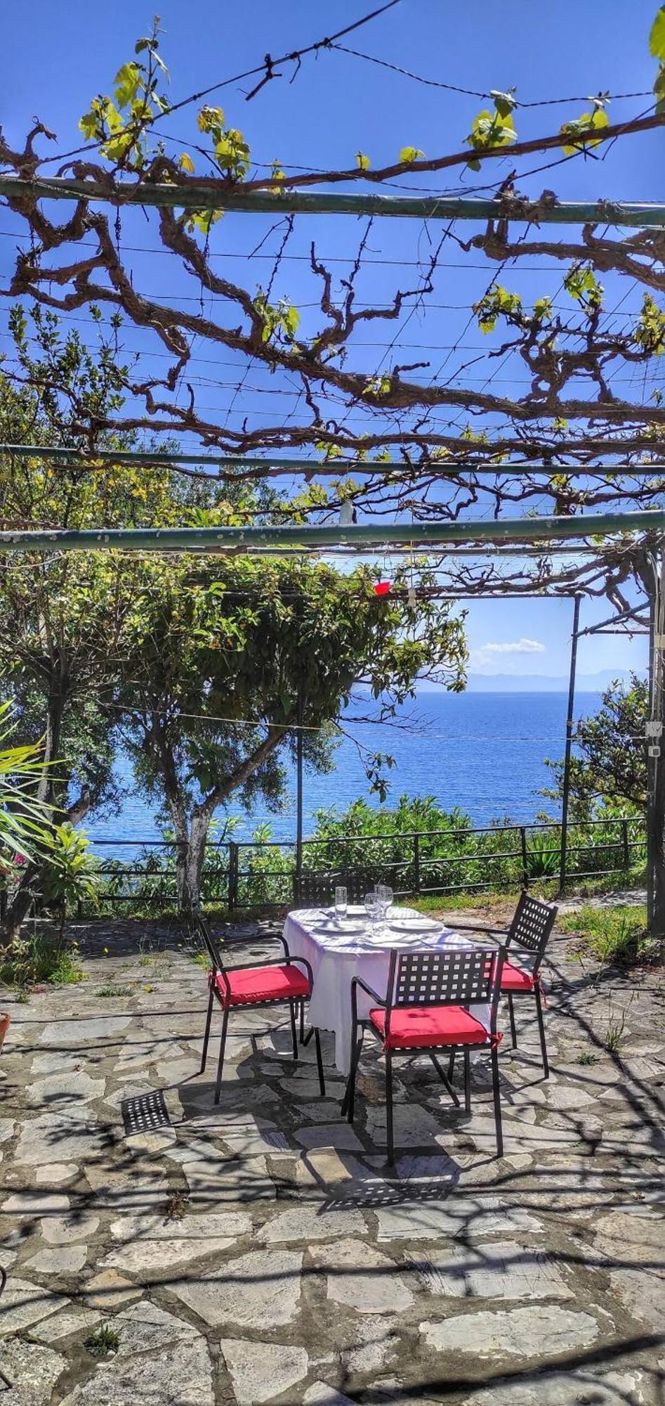 Villa Fourtuna Apartment Agios Ioannis Peristerion Екстериор снимка