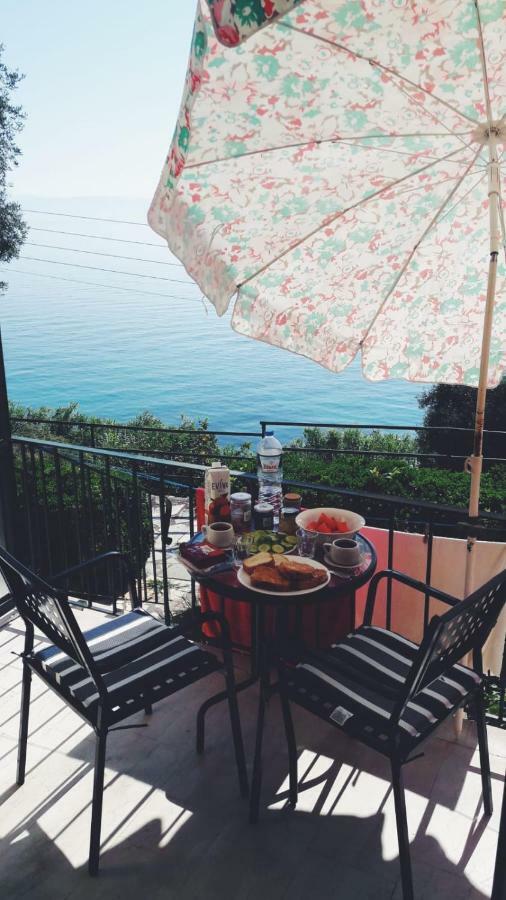 Villa Fourtuna Apartment Agios Ioannis Peristerion Екстериор снимка