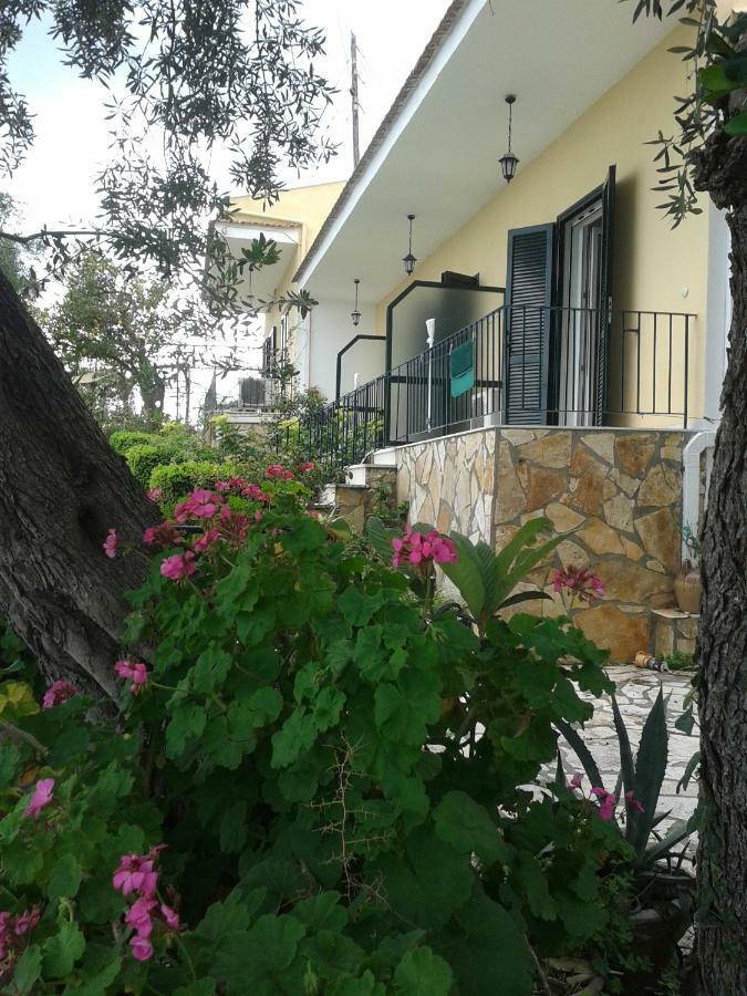 Villa Fourtuna Apartment Agios Ioannis Peristerion Екстериор снимка